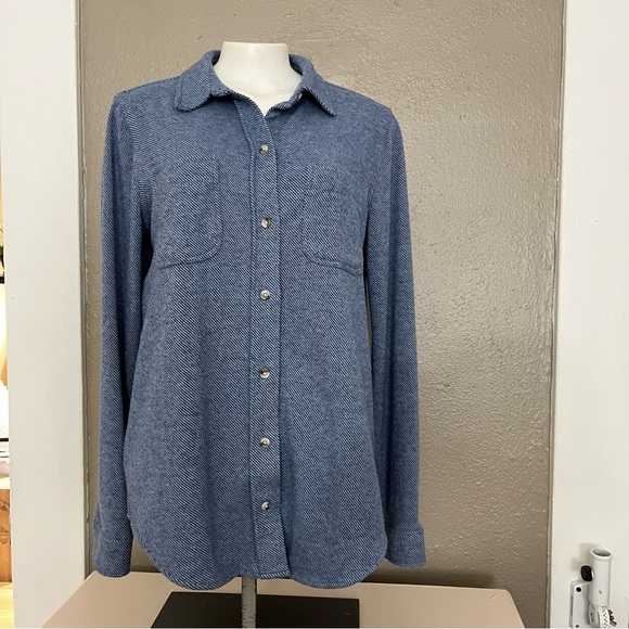 Faherty Legend Sweater Shirt Glacier Blue Twill Women’s Small - Picture 4 of 14
